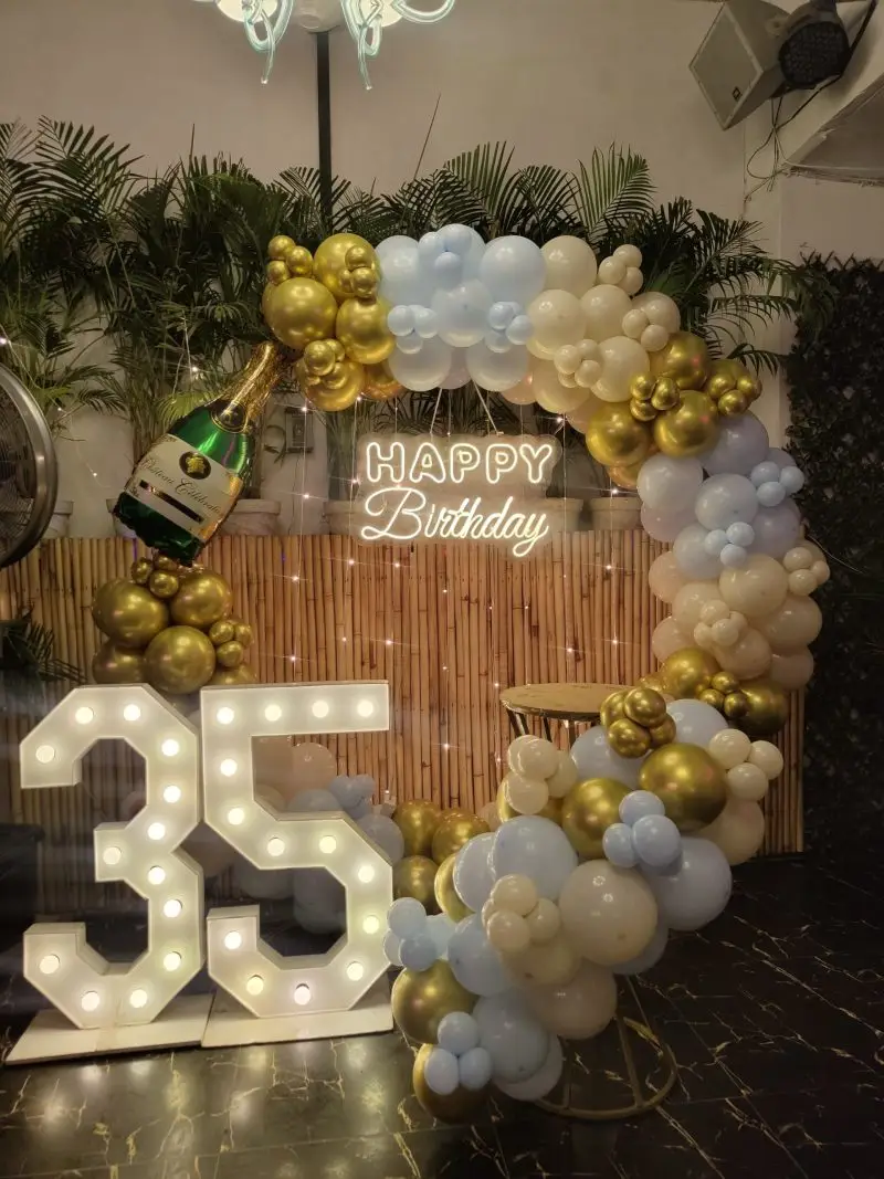 35th Ring Design Birthday Decoration - Image 1